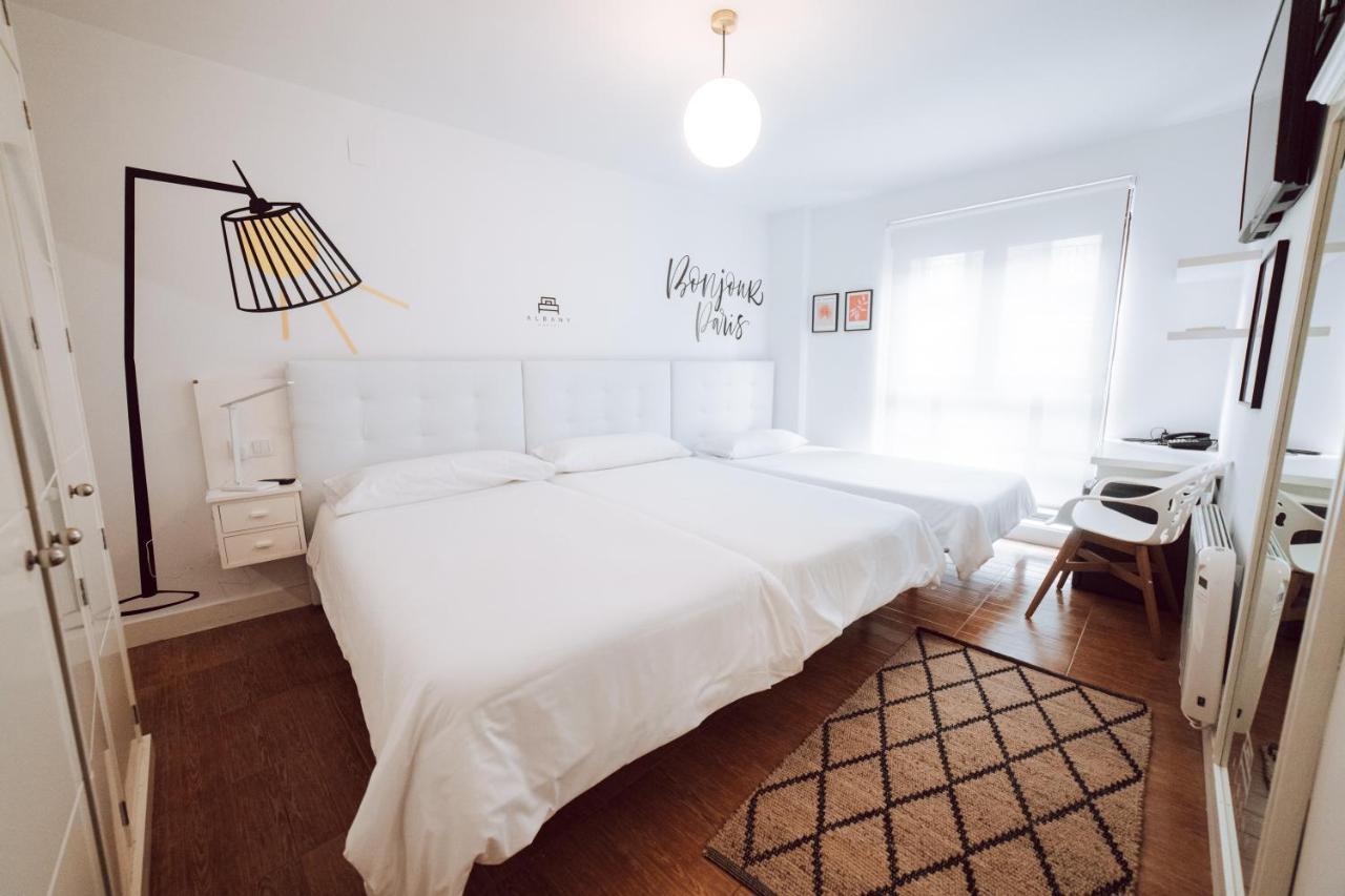 Hostal Misericordia León Εξωτερικό φωτογραφία