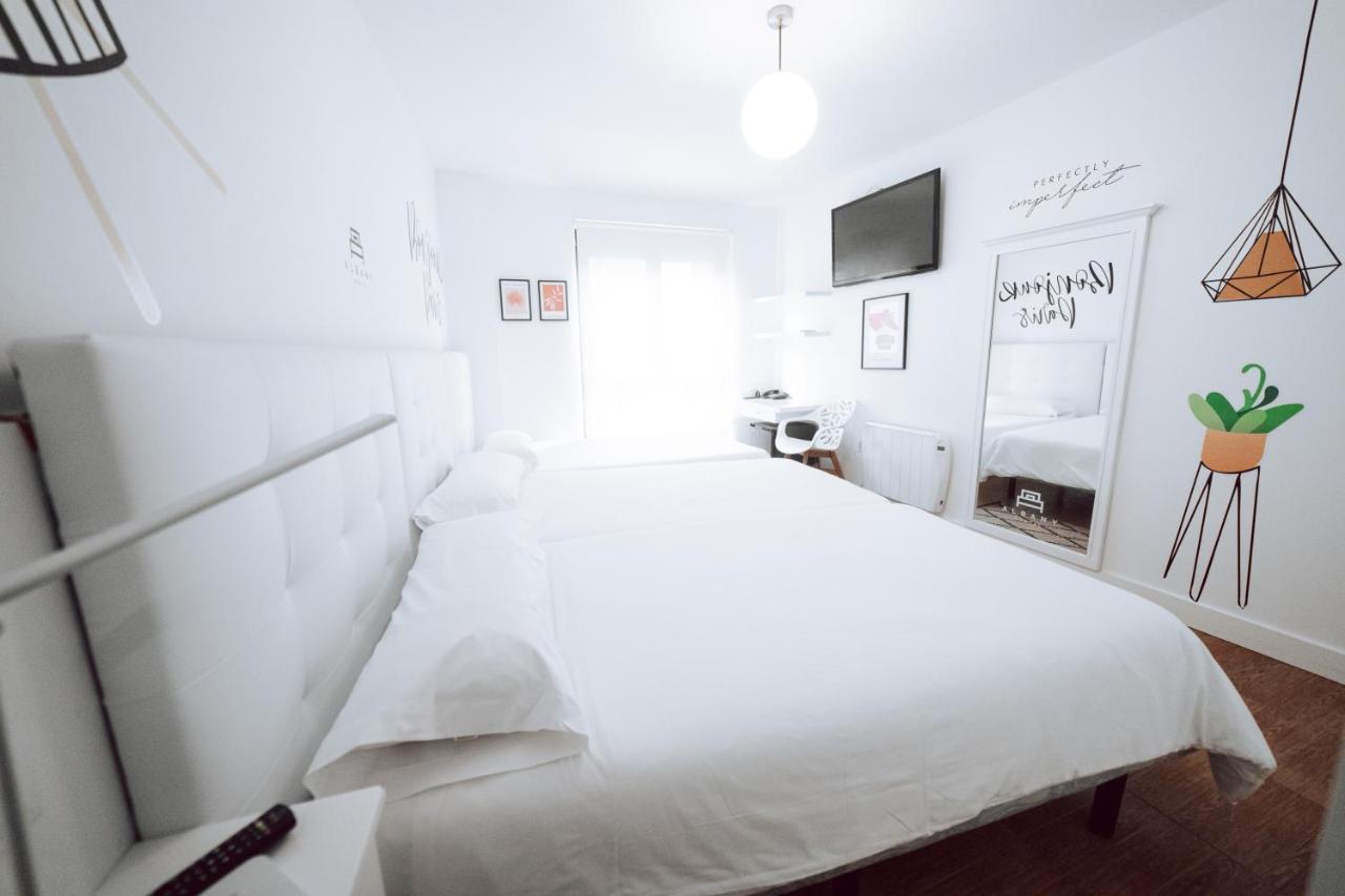 Hostal Misericordia León Εξωτερικό φωτογραφία